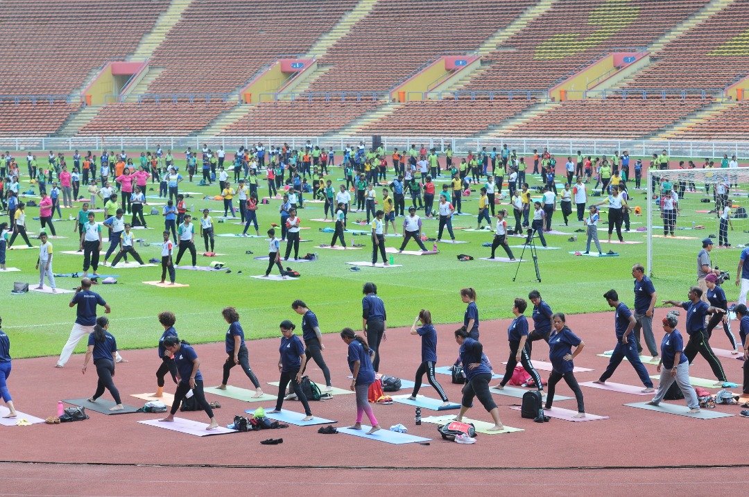 2019 SEGA Yoga Day stadium — 2,000+ participants