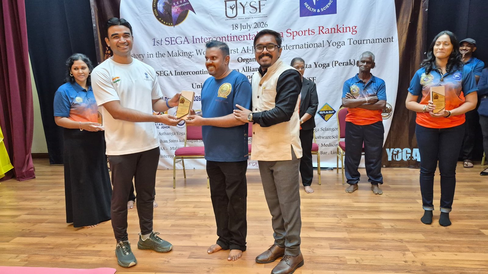Plaque presentation by Indian High Commission & UYSF World President